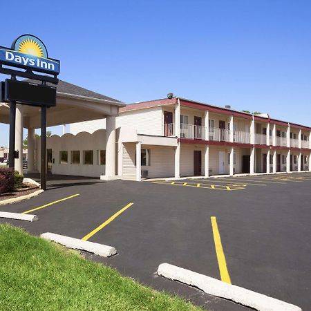 Days Inn By Wyndham Champaign/Urbana Eksteriør bilde