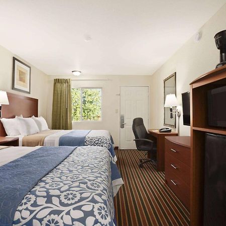 Days Inn By Wyndham Champaign/Urbana Eksteriør bilde