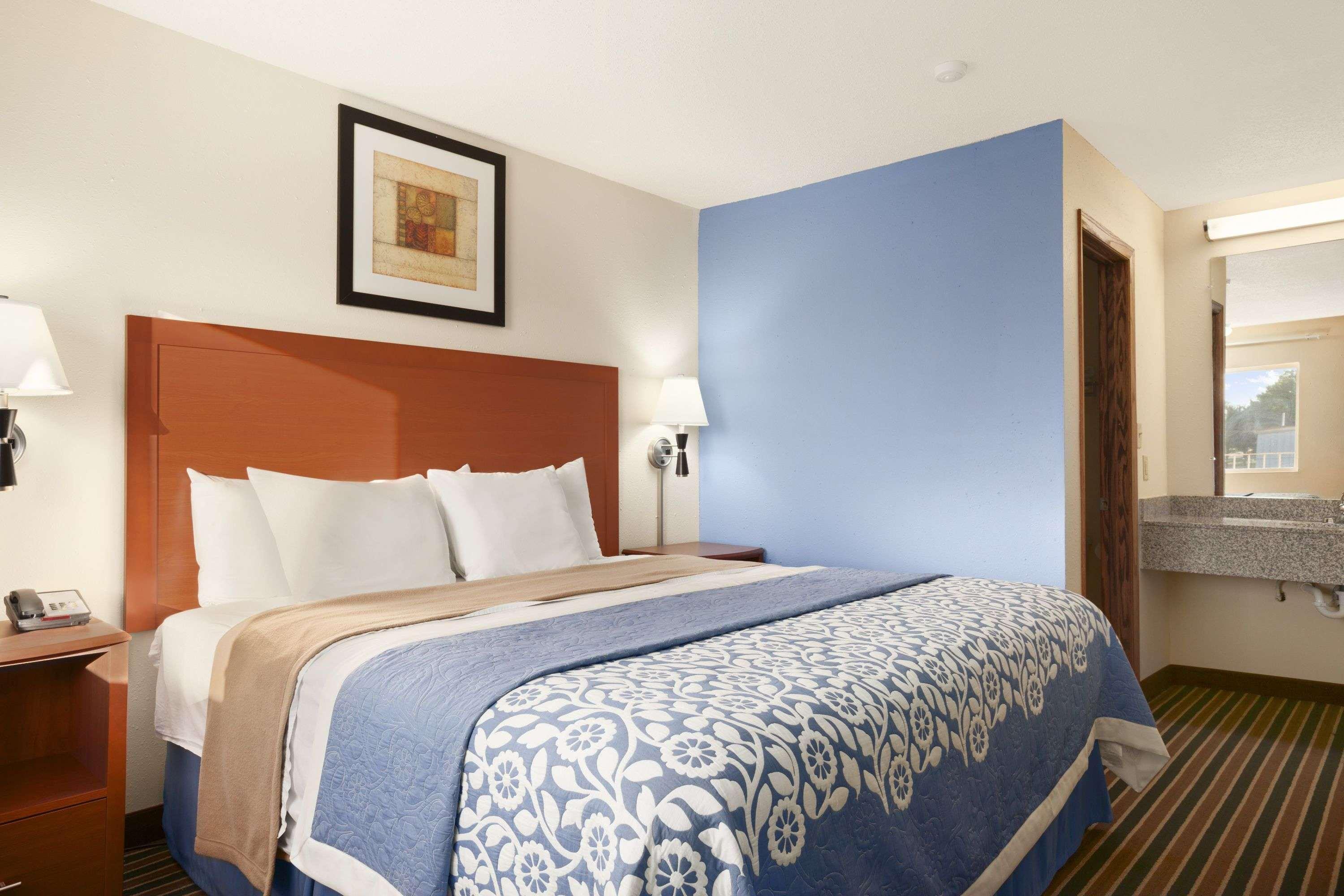 Days Inn By Wyndham Champaign/Urbana Eksteriør bilde