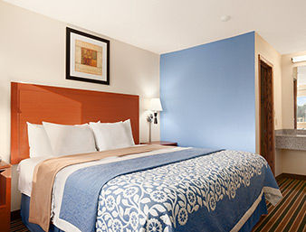 Days Inn By Wyndham Champaign/Urbana Eksteriør bilde